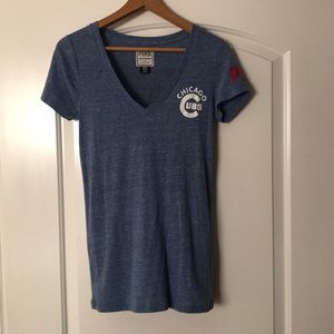 PINK Chicago Cubs V Neck T-Shirt